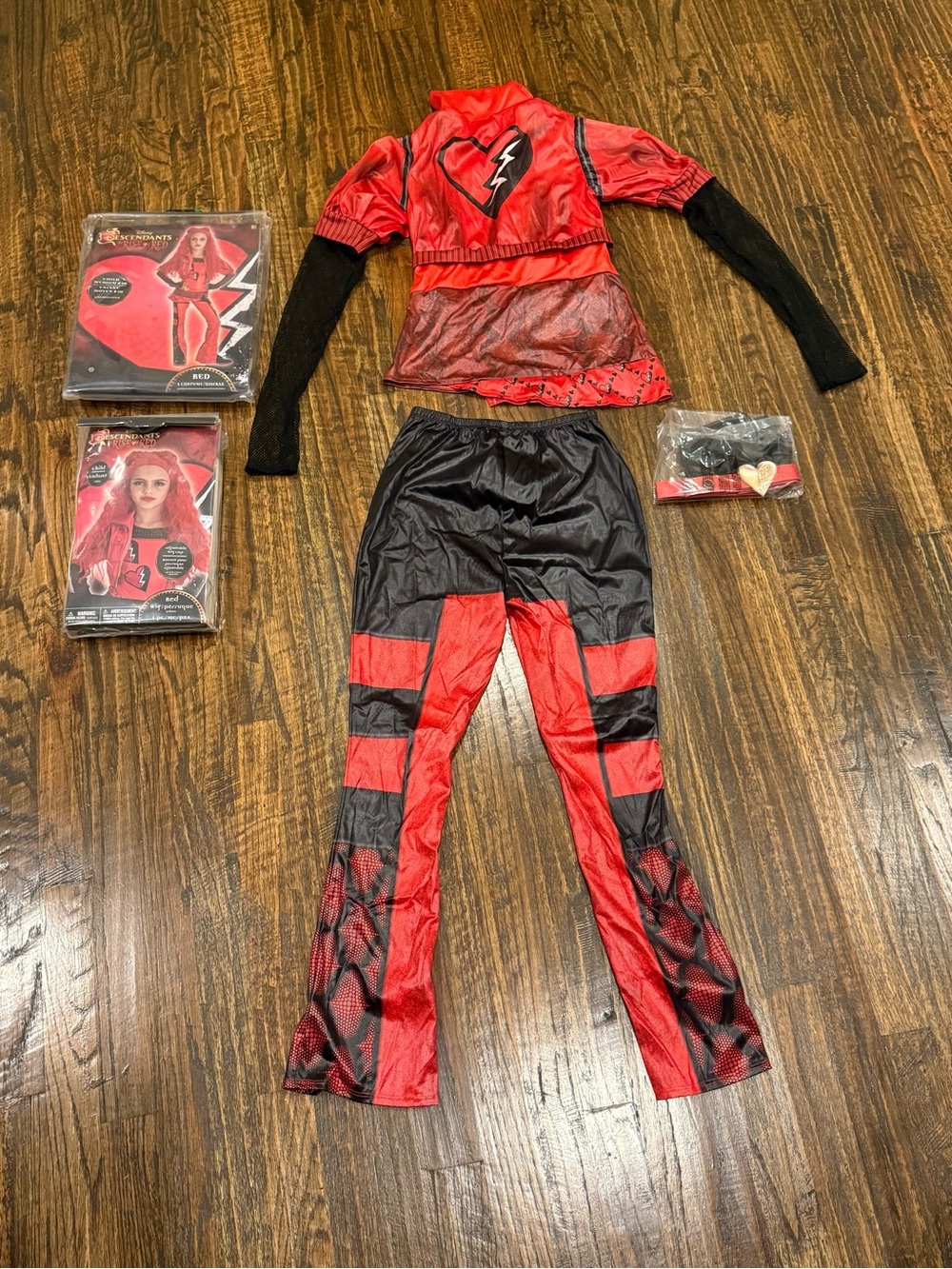 Disney’s Red Descendants Costume Set and Wig - Picture 2 of 2